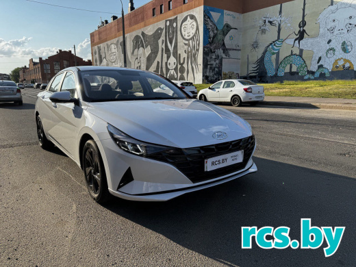 Hyundai Elantra 2023