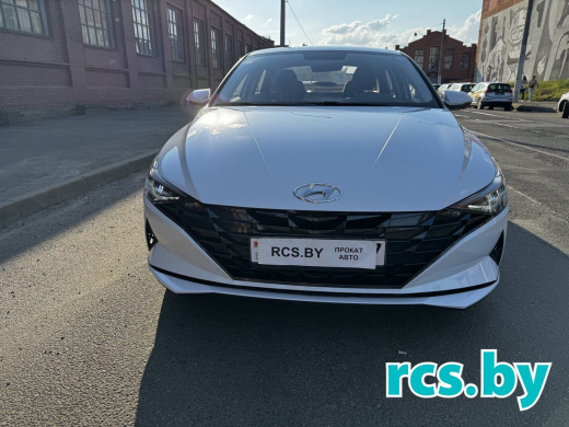 Hyundai Elantra 2023